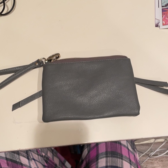 Aeropostale Grey Wristlet - Picture 2 of 3